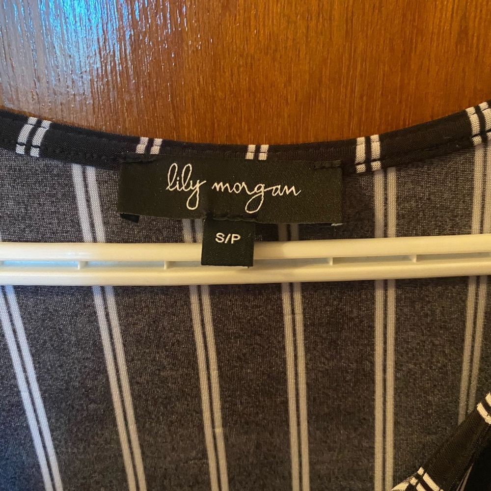 Striped blouse - Picture 2 of 4